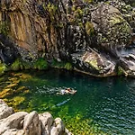 Casa Story - Piscina & Sauna - P N P Geres Дом отдыха