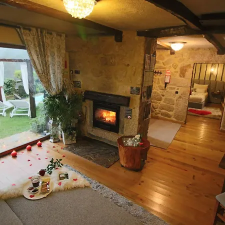 Love Story - Lareira & Sauna - Piscina Tatil Evi Arcos de Valdevez